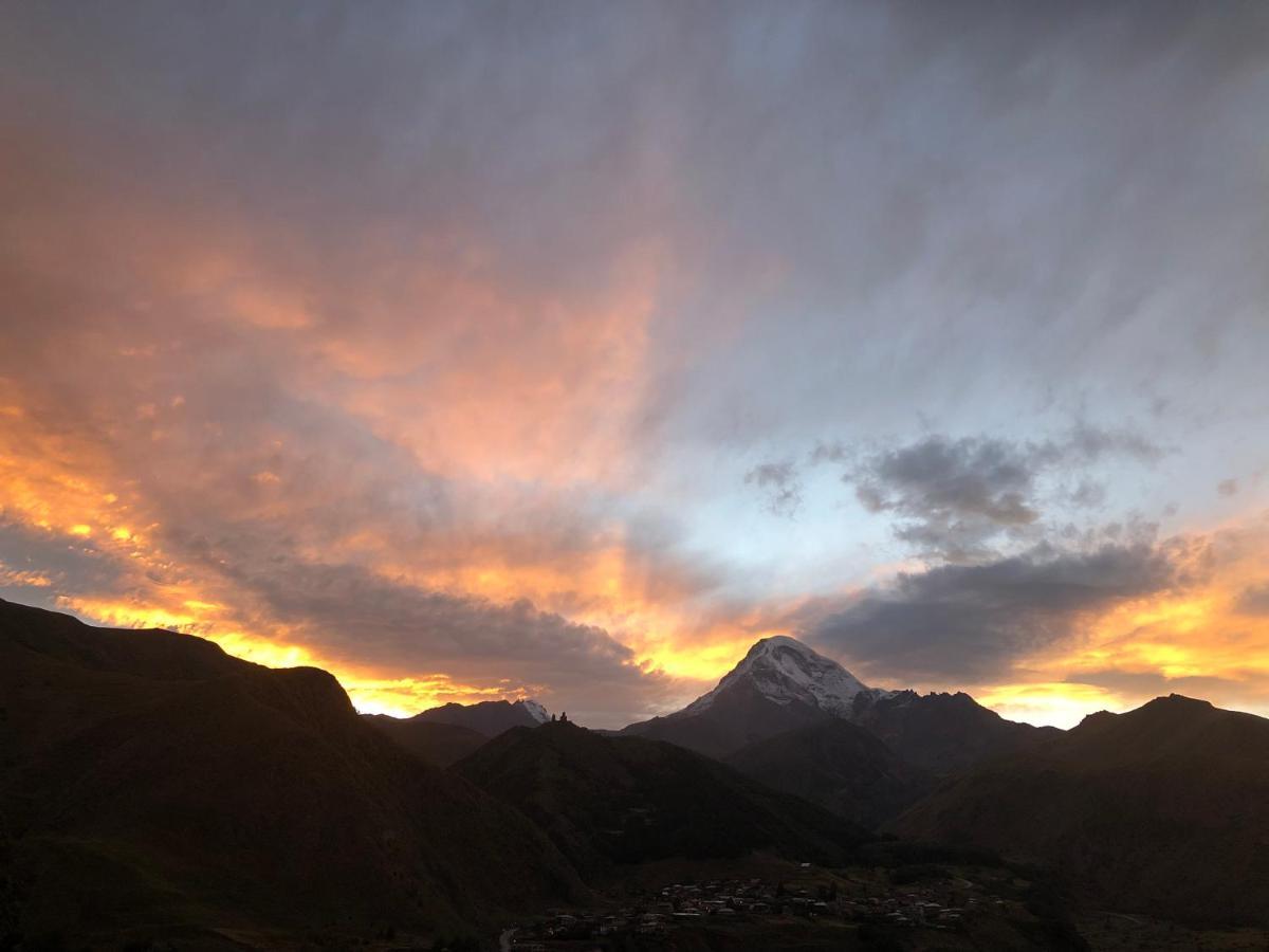 Hotel Nestt Kazbegi Exterior foto
